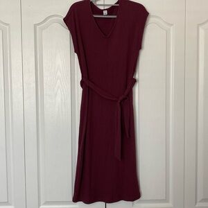 Maroon Ribbed Sleeveless Dress